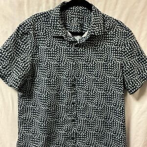 Perry Ellis Black Button-Down Shirt with White Geometric Print